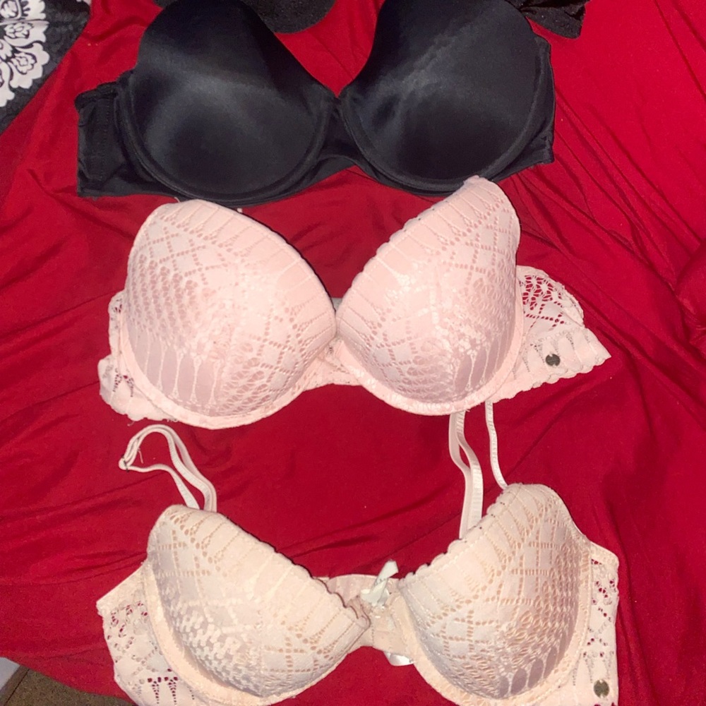 36C 2pushup bras and 1 strapless